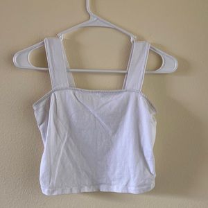 White basic cropped tank
